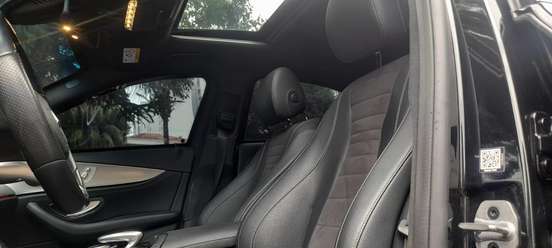 MERCEDES-BENZ-E 300-2020