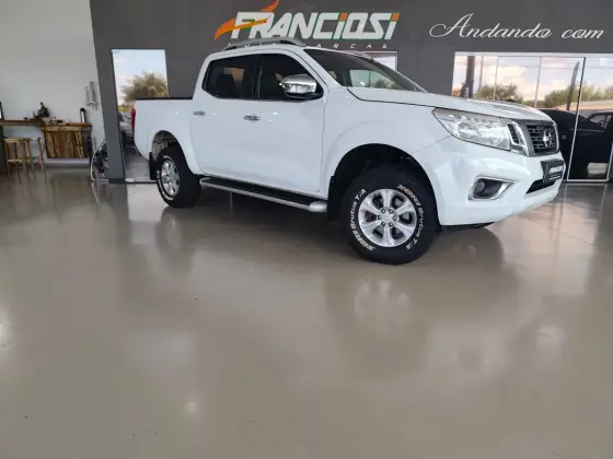NISSAN FRONTIER 2.3 16V TURBO DIESEL LE CD 4X4 AUTOMÁTICO NISSAN FRONTIER 2.3 16V TURBO DIESEL LE CD 4X4 AUTOMÁTICO