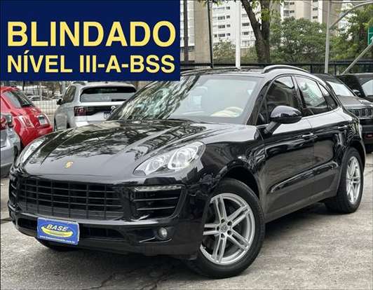 PORSCHE-MACAN-2016