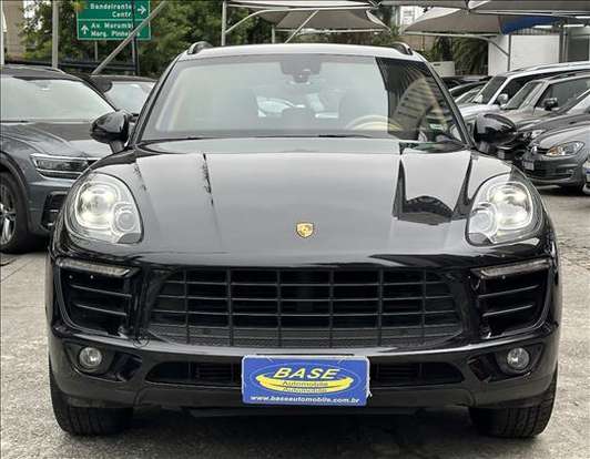 PORSCHE-MACAN-2016