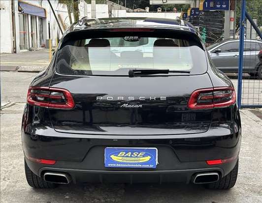 PORSCHE-MACAN-2016