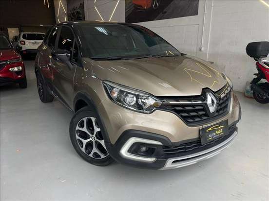 RENAULT-CAPTUR-2021