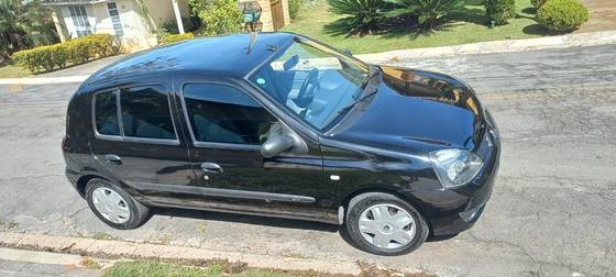 RENAULT CLIO 1.0 CAMPUS 16V FLEX 4P MANUAL