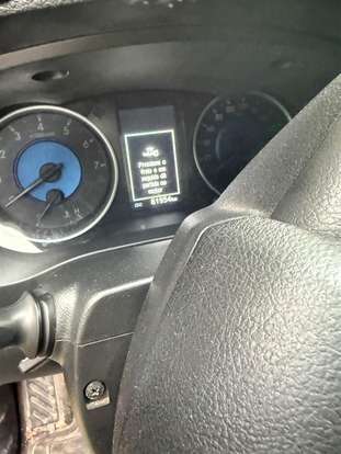 TOYOTA-HILUX-2020