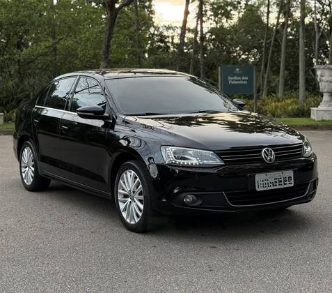VOLKSWAGEN JETTA 2.0 TSI HIGHLINE 200CV GASOLINA 4P TIPTRONIC