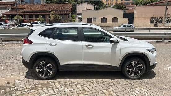 CHEVROLET-TRACKER-2023