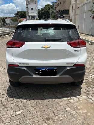 CHEVROLET-TRACKER-2023