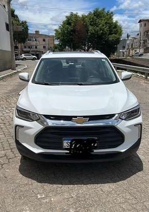 CHEVROLET-TRACKER-2023