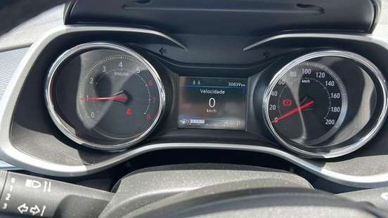 CHEVROLET-TRACKER-2023