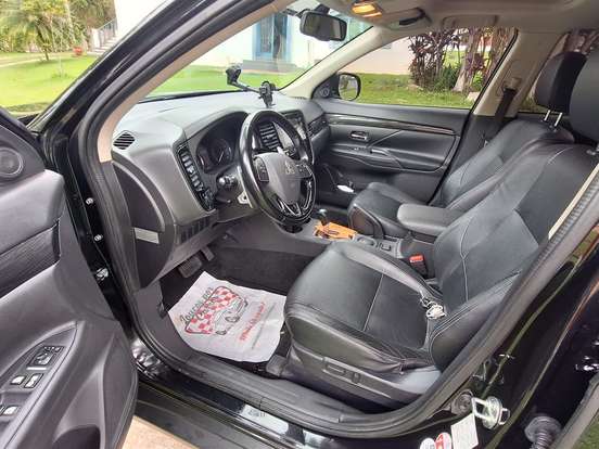 MITSUBISHI-OUTLANDER-2.0 16V GASOLINA 4P AUTOMÁTICO MITSUBISHI-OUTLANDER-2017