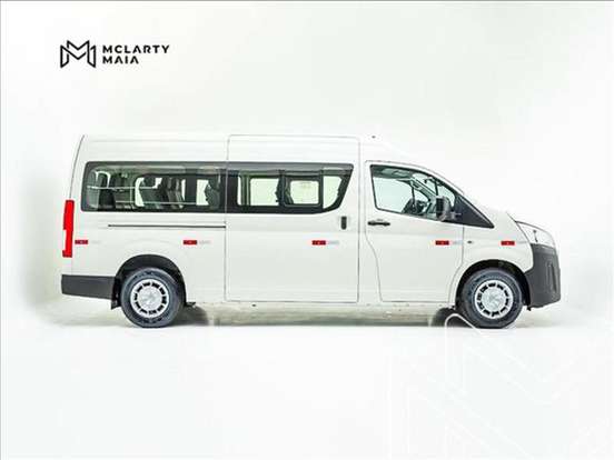 TOYOTA-HIACE-2.8 D-4D TURBO DIESEL MINIBUS 15+1 DX AUTOMÁTICO TOYOTA-HIACE-2024