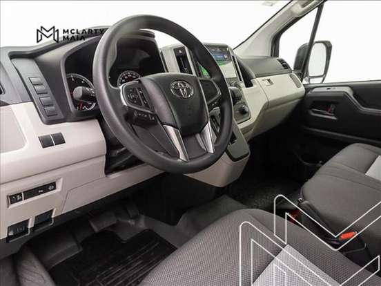 TOYOTA-HIACE-2.8 D-4D TURBO DIESEL MINIBUS 15+1 DX AUTOMÁTICO TOYOTA-HIACE-2024