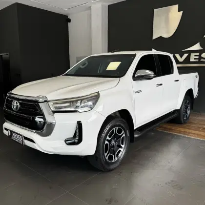 TOYOTA HILUX 2.8 SRV 4X4 CD 16V DIESEL 4P AUTOMÁTICO