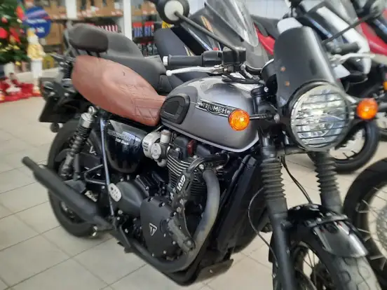 TRIUMPH-BONNEVILLE T120 BLACK 1200 TRIUMPH-BONNEVILLE T120 BLACK 1200-2023
