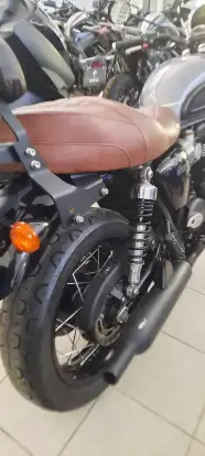 TRIUMPH-BONNEVILLE T120 BLACK 1200-2023