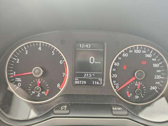 VOLKSWAGEN-FOX-2019