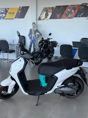 YAMAHA-NEOS CONNECTED-2025