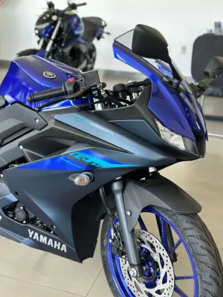 YAMAHA YZF R15 