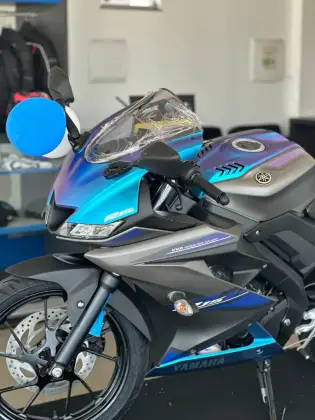 YAMAHA YZF R15 