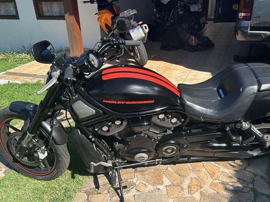 HARLEY-DAVIDSON-V-ROD 10TH ANNIVERSARY EDITION HARLEY-DAVIDSON-V-ROD 10TH ANNIVERSARY EDITION-2012