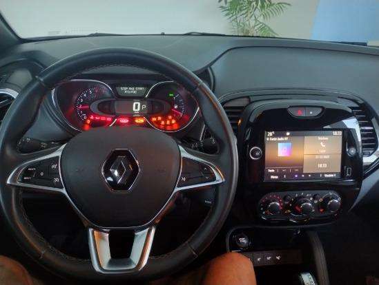 RENAULT-CAPTUR-2021