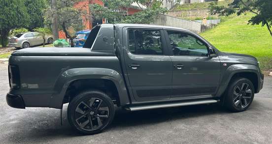 VOLKSWAGEN-AMAROK-2024