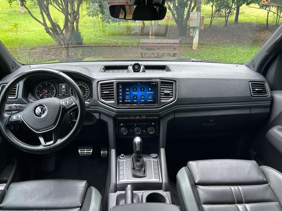 VOLKSWAGEN-AMAROK-2024