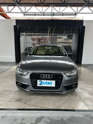 AUDI A4 2.0 TFSI ATTRACTION 180CV GASOLINA 4P MULTITRONIC