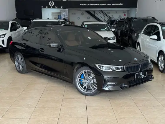 BMW 330i 2.0 16V TURBO GASOLINA SPORT AUTOMÁTICO
