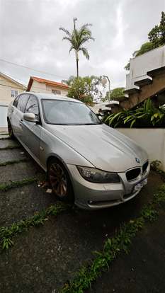 BMW-320i-2.0 16V GASOLINA 4P AUTOMÁTICO BMW-320i-2010