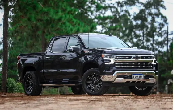 CHEVROLET SILVERADO 3.0 V6 DURAMAX DIESEL 1500 LTZ 4WD AUTOMÁTICO CHEVROLET SILVERADO 3.0 V6 DURAMAX DIESEL 1500 LTZ 4WD AUTOMÁTICO