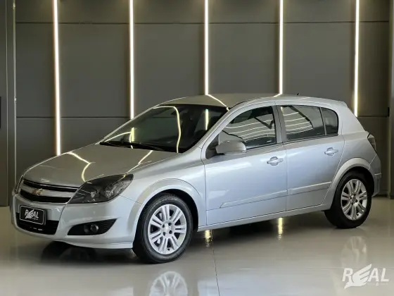 CHEVROLET VECTRA 2.0 MPFI GT HATCH 8V FLEX 4P MANUAL