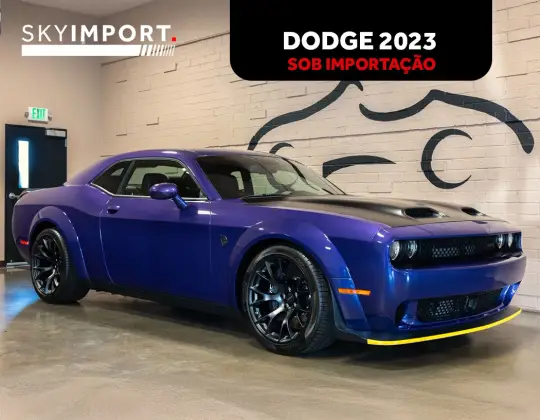 DODGE CHALLENGER 6.2 V8 HEMI GASOLINA SRT WIDEBODY JAILBREAK TORQUEFLITE