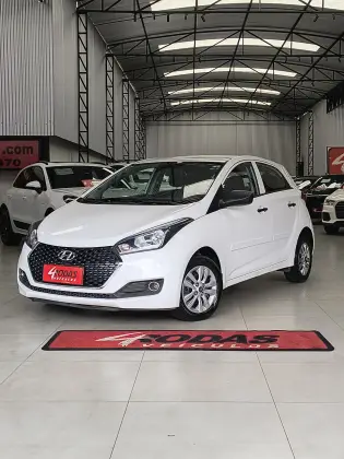 HYUNDAI HB20 1.0 COMFORT PLUS 12V FLEX 4P MANUAL