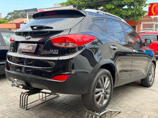 HYUNDAI-IX35-2015