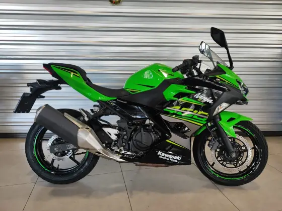 KAWASAKI NINJA 400 