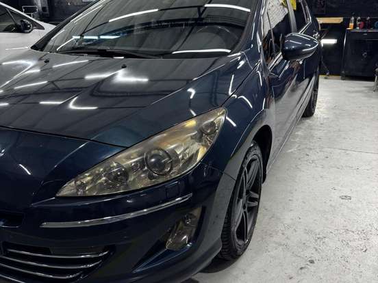 PEUGEOT-408-1.6 GRIFFE 16V TURBO GASOLINA 4P AUTOMÁTICO PEUGEOT-408-2011