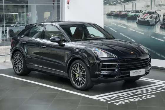 PORSCHE CAYENNE 3.0 V6 E-HYBRID COUPÉ PLATINUM EDITION AWD TIPTRONIC S