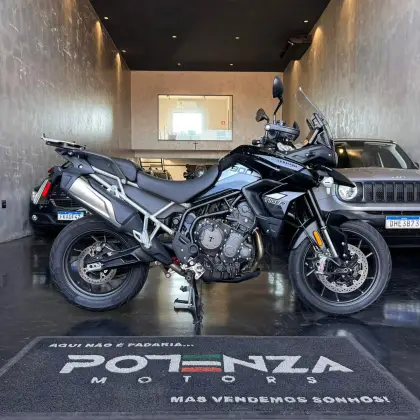 TRIUMPH TIGER 900 GT PRO TRIUMPH TIGER 900 GT PRO