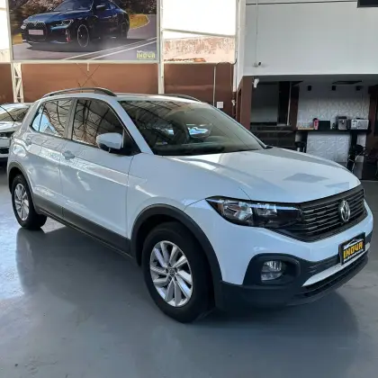 VOLKSWAGEN T-CROSS 1.0 200 TSI TOTAL FLEX AUTOMÁTICO VOLKSWAGEN T-CROSS 1.0 200 TSI TOTAL FLEX AUTOMÁTICO