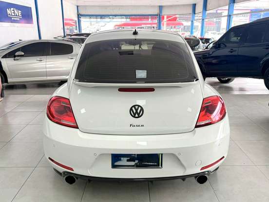 VOLKSWAGEN-FUSCA-2012