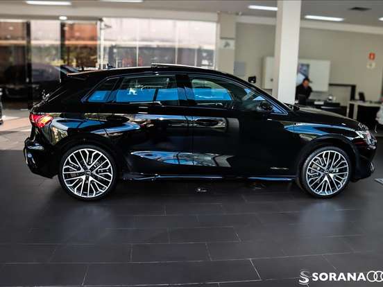 AUDI-A3-2.0 40 TFSI GASOLINA SPORTBACK PERFORMANCE BLACK S-TRONIC AUDI-A3-2025
