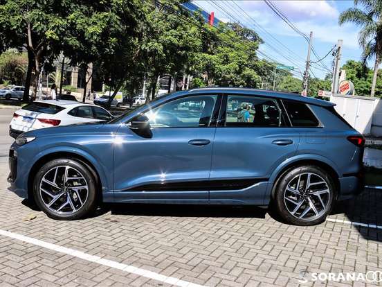 AUDI-Q6 E-TRON-100 KW ELÉTRICO PERFORMANCE BLACK QUATTRO AUDI-Q6 E-TRON-2024