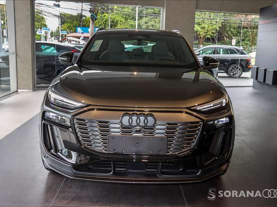 AUDI-Q6 E-TRON-100 KW ELÉTRICO PERFORMANCE BLACK QUATTRO AUDI-Q6 E-TRON-2024