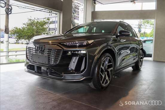 AUDI-Q6 E-TRON-2024