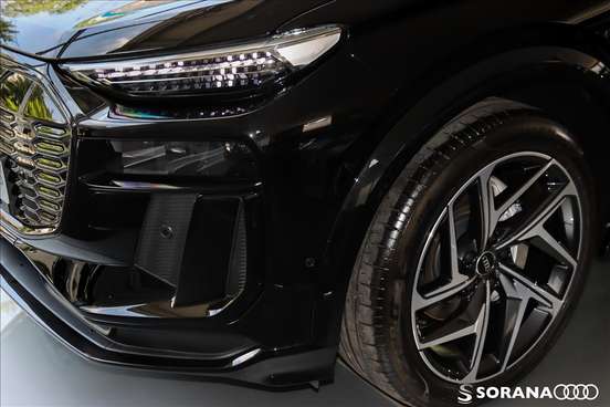 AUDI-Q6 E-TRON-2024
