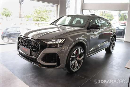 AUDI-RS Q8-2023