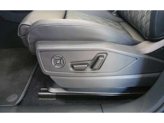 AUDI-SQ5-2025