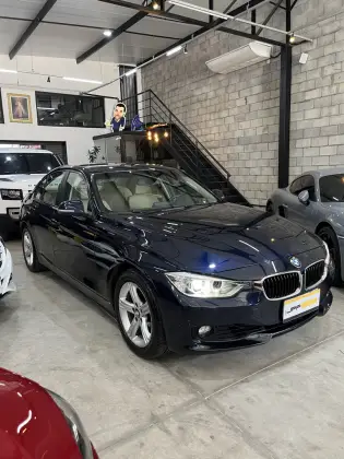 BMW 320i 2.0 16V TURBO ACTIVE FLEX 4P AUTOMÁTICO BMW 320i 2.0 16V TURBO ACTIVE FLEX 4P AUTOMÁTICO