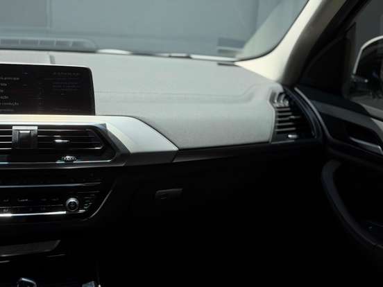 BMW-X3-2018